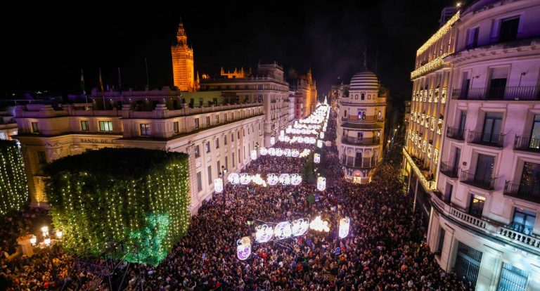 Un recorrido por las luces de Navidad de Sevilla