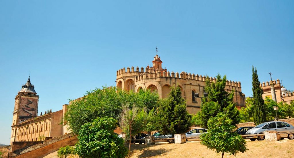 Exterior Monasterio de San Isidoro del Campo | Sevilla Senior